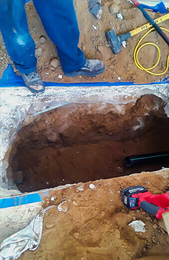 https://plumberleederville.com.au/uploads/2025/06/emergency-plumbing-201178.jpg