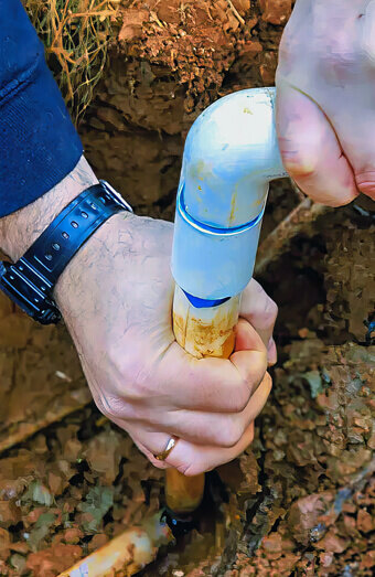 https://plumberleederville.com.au/uploads/2025/06/emergency-plumbing-882356.jpg